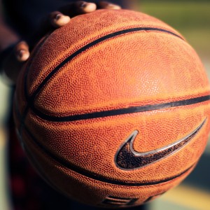 kaiyun-太阳在客场逆转骑士，布克最后时刻投中制胜三分！，太阳布克合同