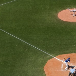 开云体育在线-德甲战术多样，精彩瞬间频出，现场氛围热烈，德甲打法